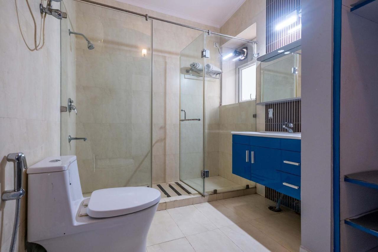 Stayvista At The Banyan Abode With Pool Table, Pet Friendly & Outdoor Pool Manesar Buitenkant foto